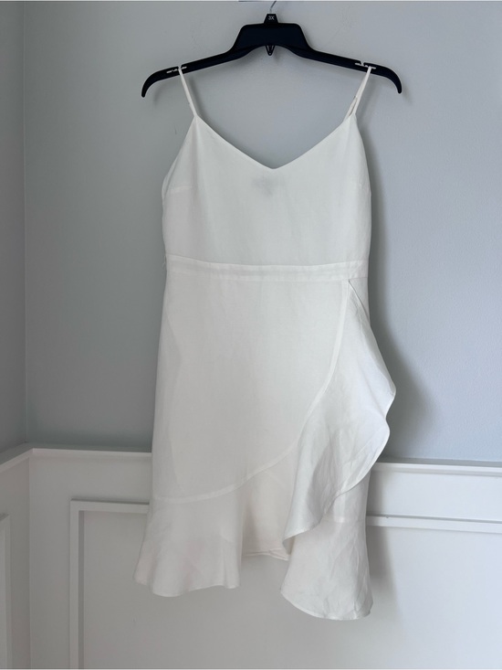 Banana Republic Dresses & Skirts - Banana Republic White linen blend Dress with Black Logo Tag